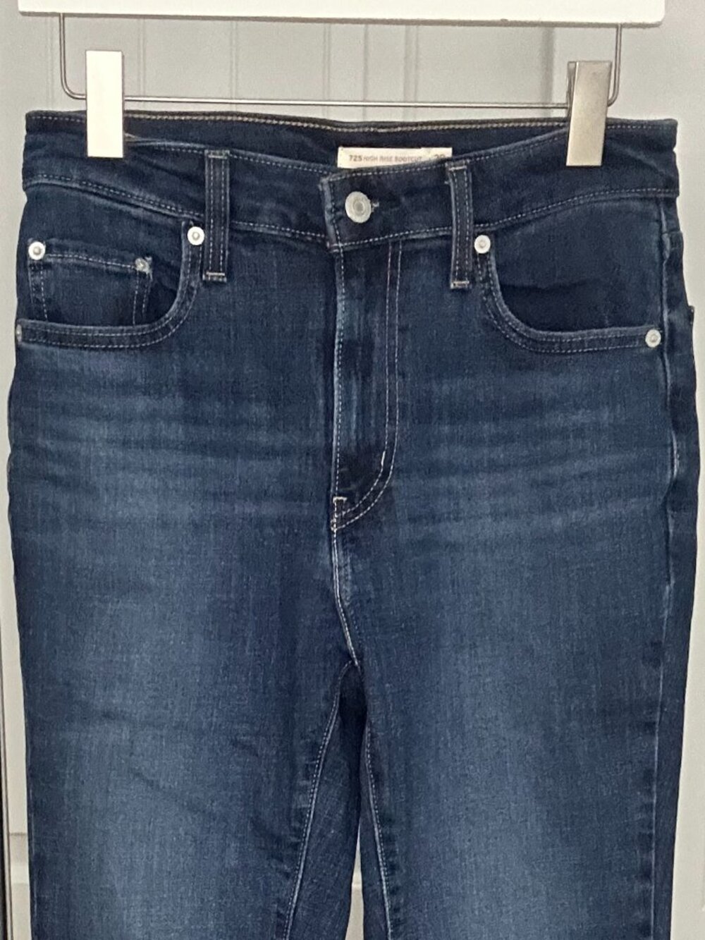 Levi's 725 High Rise Dark Wash Bootcut Jeans | size 29